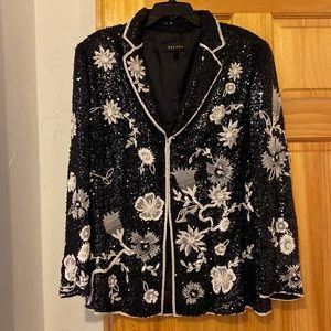 Escada 💯Silk All Sequin Stunning Fully Silk Lined Blazer Made in Germany
